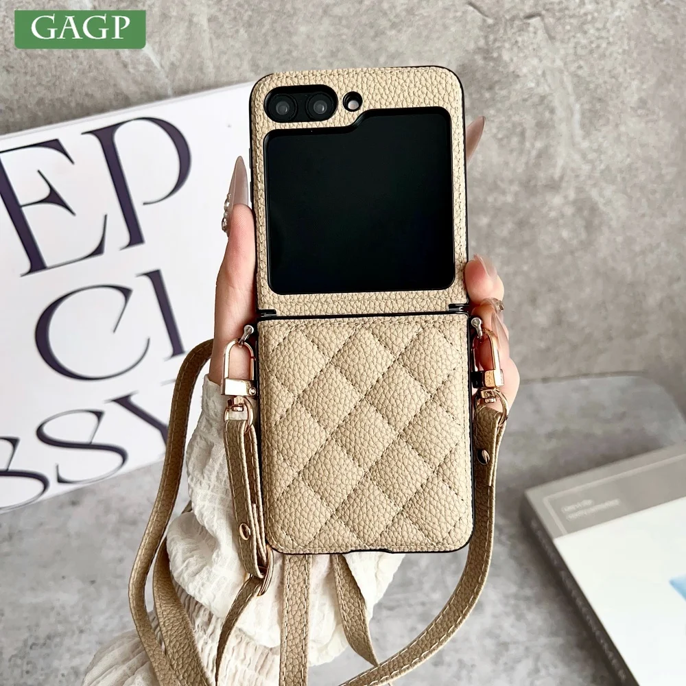 Galaxy Z Flip7: Mode 3D Grid Muster PU Leder Telefon Fall Flip6 7FE Crossbody Lange Lanyard Abdeckung