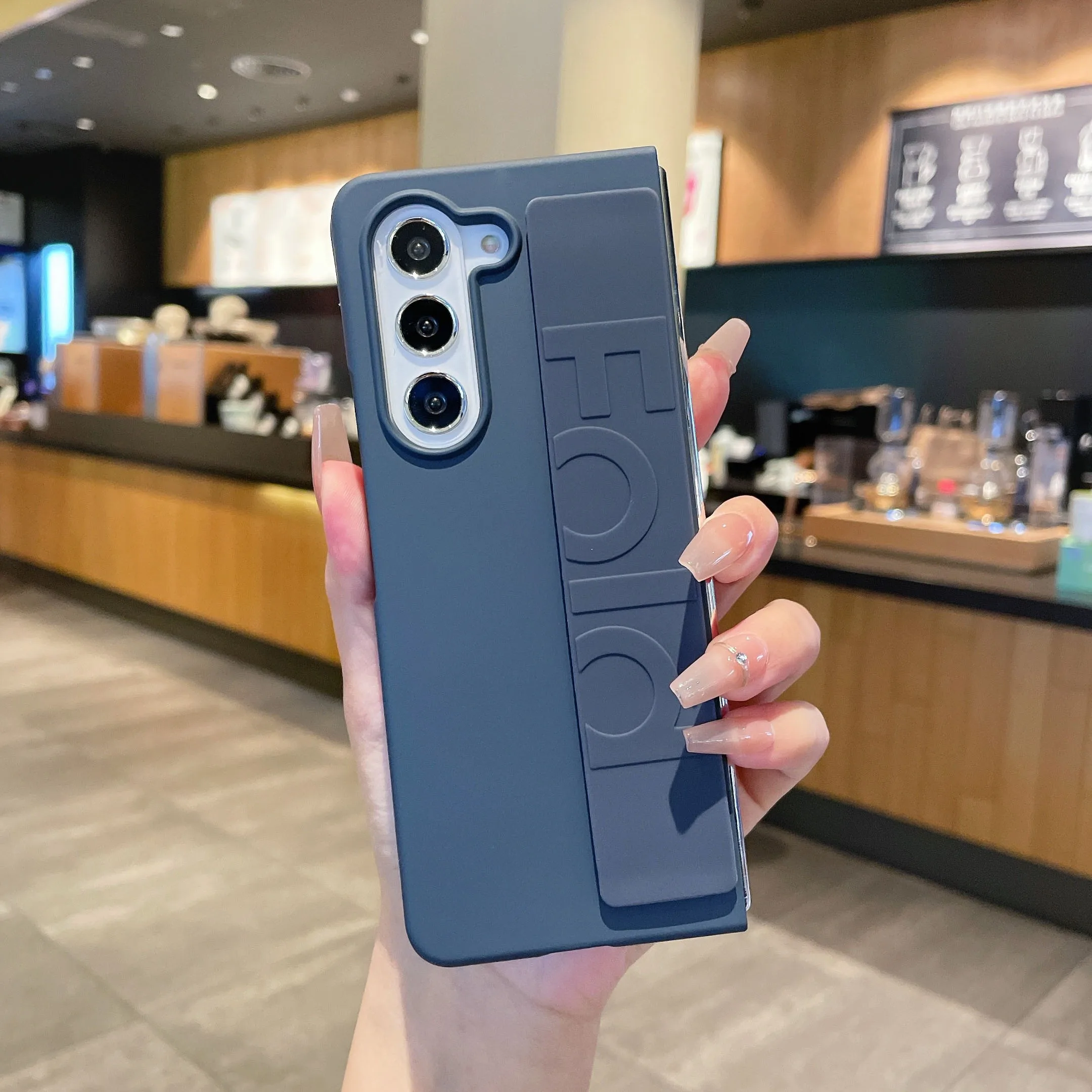 Luxus Weiche Silikon Handgelenk Strap Halterung Telefon Fall Z Falten 7 6 5 4 3 fällen Ultra Dünne Matte Hard – Bild 6