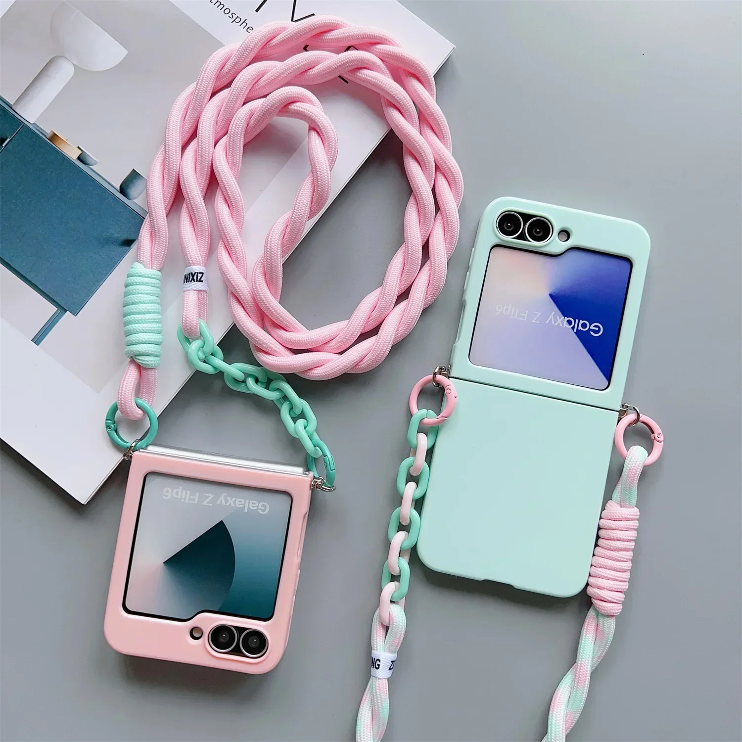 Galaxy Z Flip4: Candy Solid Schutzhülle mit Umhängeband, schlanke Handyhülle Flip6 Flip7, niedliche Hülle