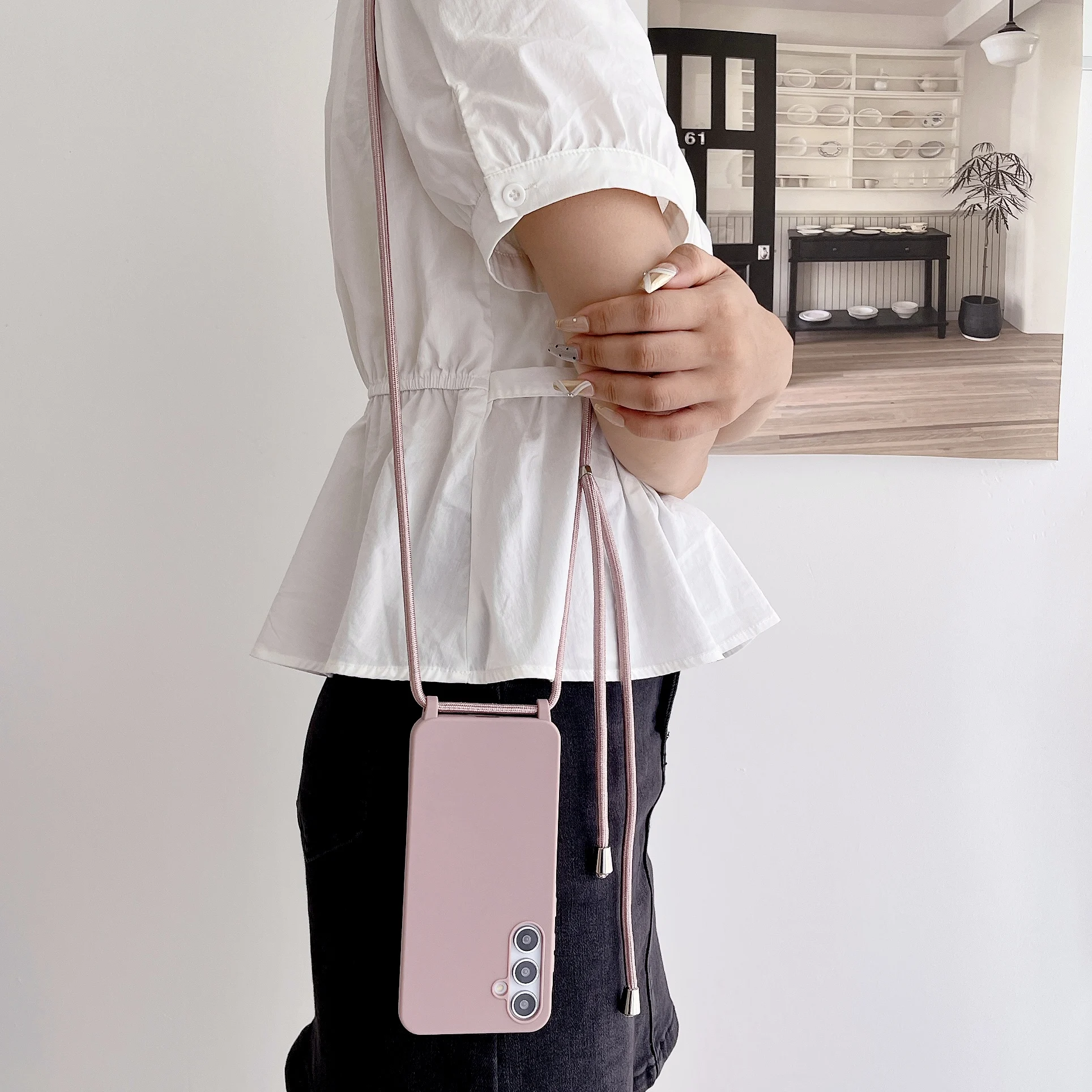 Crossbody-Lanyard-Schlaufe aus Flüssigsilikon – Mattes Candy-Cover mit Trageriemen – Bild 3
