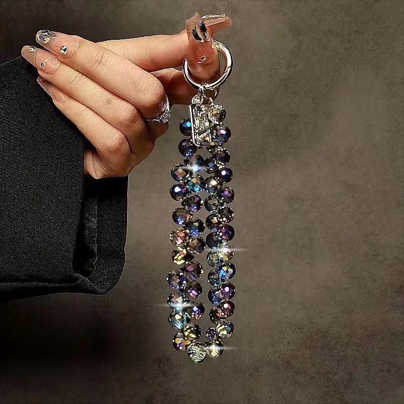 Luxuriöse funkelnde Diamant-Kristallperlen-Handgelenkschlaufe, tragbare Kette, kurzer hängender Handy-Charm-Clip für den universellen Einsatz auf Handyhüllen – Bild 5