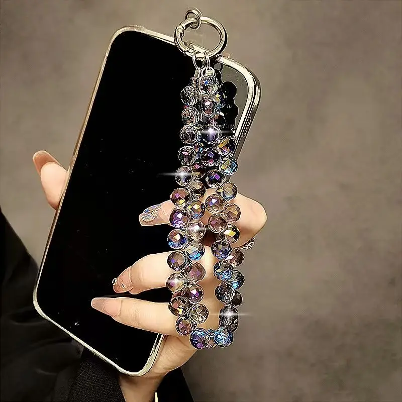 Luxuriöse funkelnde Diamant-Kristallperlen-Handgelenkschlaufe, tragbare Kette, kurzer hängender Handy-Charm-Clip für den universellen Einsatz auf Handyhüllen – Bild 3